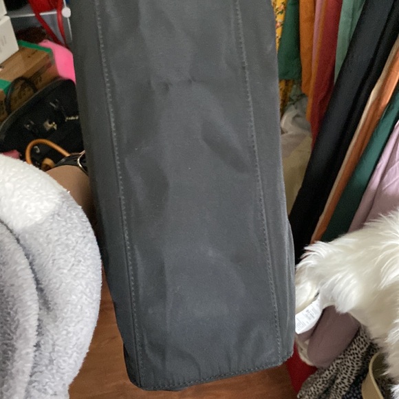 Prada - Picture 7 of 11